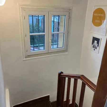 Maison De Pres Metro 7 By Immo Kit Homestay